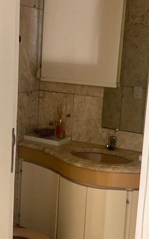 Apartamento para alugar com 170m², 4 quartos e 2 vagasBanheiro