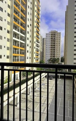 Apartamento à venda com 61m², 2 quartos e 1 vagaVista Sacada da Sala 