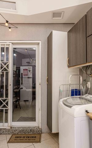 Casa de condomínio à venda com 94m², 3 quartos e 2 vagasÁrea de Serviço