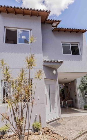 Casa de condomínio à venda com 94m², 3 quartos e 2 vagasFachada