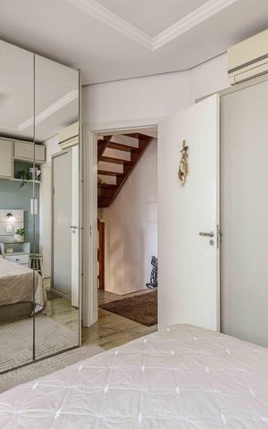 Casa de condomínio à venda com 94m², 3 quartos e 2 vagasSuíte
