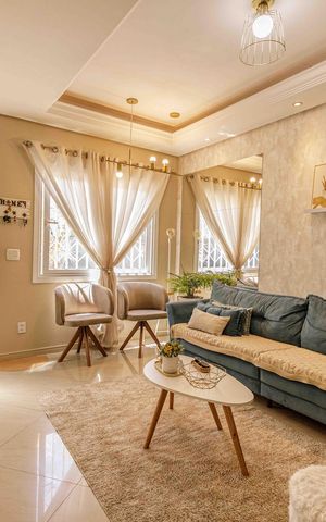 Casa de condomínio à venda com 94m², 3 quartos e 2 vagasSala