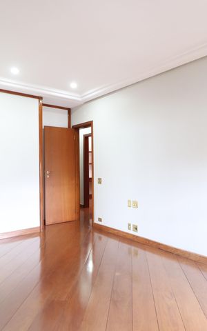 Apartamento para alugar com 300m², 3 quartos e 2 vagasQuarto 2 - Suíte