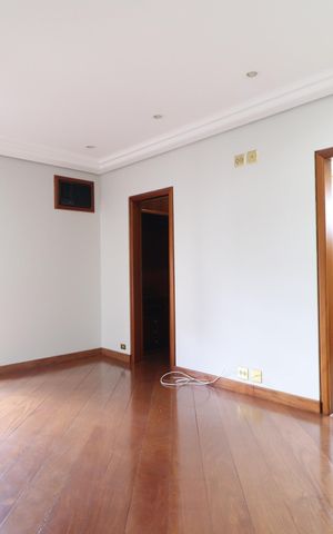 Apartamento para alugar com 300m², 3 quartos e 2 vagasQuarto 2 - Suíte