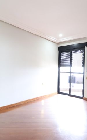 Apartamento para alugar com 300m², 3 quartos e 2 vagasQuarto 2 - Suíte