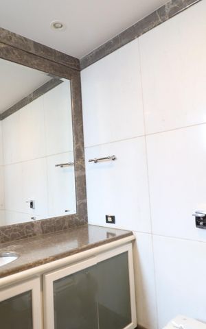 Apartamento para alugar com 300m², 3 quartos e 2 vagasBanheiro do Quarto 1