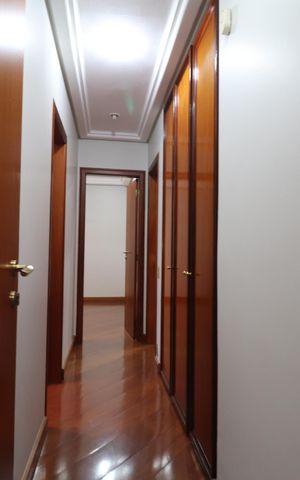 Apartamento para alugar com 300m², 3 quartos e 2 vagasCorredor