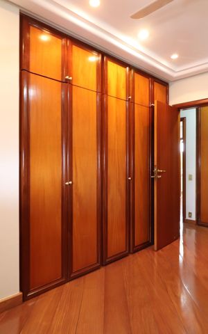 Apartamento para alugar com 300m², 3 quartos e 2 vagasQuarto 3 - Suíte