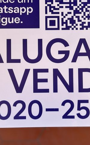 Casa à venda com 271m², 5 quartos e 1 vagaCodigo alpha numérico