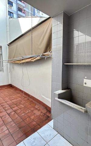 Casa à venda com 271m², 5 quartos e 1 vagaÁrea de Serviço