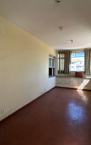 Casa à venda com 271m², 5 quartos e 1 vagaQuarto