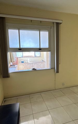 Casa à venda com 271m², 5 quartos e 1 vagaSuíte 1
