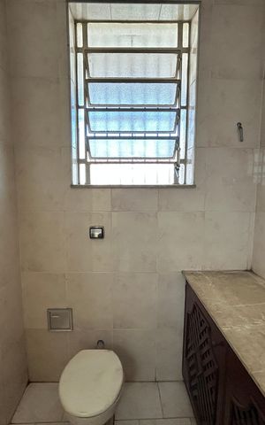 Casa à venda com 271m², 5 quartos e 1 vagaLavabo