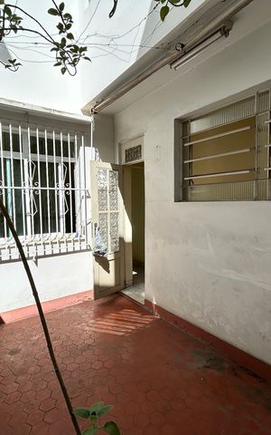 Casa à venda com 271m², 5 quartos e 1 vagaQuintal