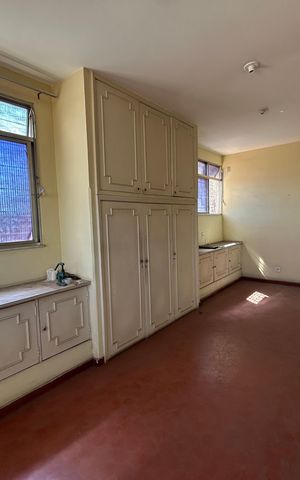 Casa à venda com 271m², 5 quartos e 1 vagaQuarto