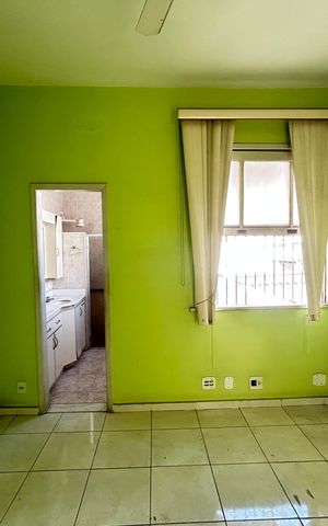 Casa à venda com 271m², 5 quartos e 1 vagaSuíte 2