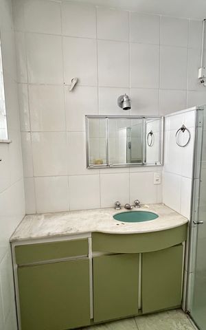 Casa à venda com 271m², 5 quartos e 1 vagaBanheiro da Suíte 1