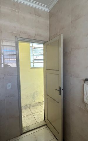 Casa à venda com 271m², 5 quartos e 1 vagaLavabo