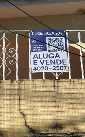 Casa à venda com 271m², 5 quartos e 1 vagaFachada + plaquinha