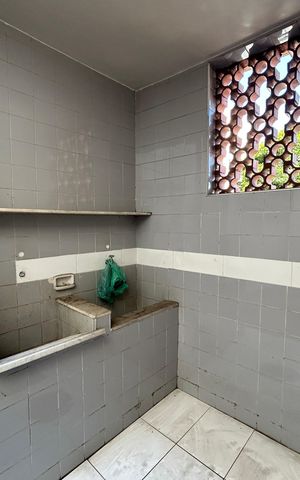 Casa à venda com 271m², 5 quartos e 1 vagaÁrea de Serviço