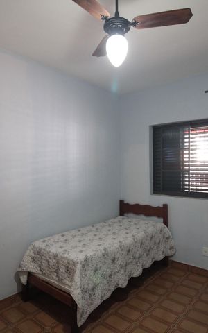 Casa à venda com 360m², 5 quartos e 2 vagasQuarto 3