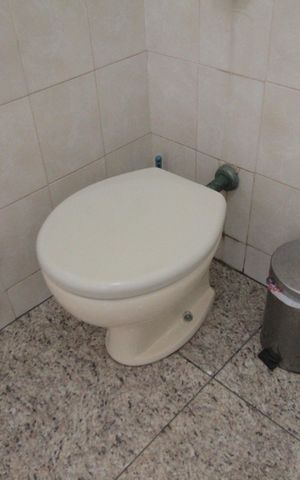 Casa à venda com 360m², 5 quartos e 2 vagasBanheiro Social 2