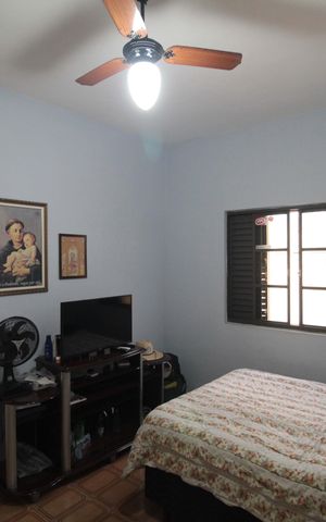 Casa à venda com 360m², 5 quartos e 2 vagasQuarto 5