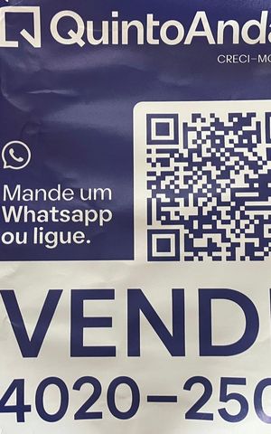 Casa à venda com 360m², 5 quartos e 2 vagas Casa à venda com 360m², 5 quartos e 2 vagasPlaquinha Instalada