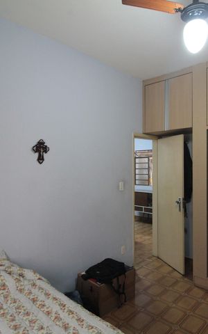 Casa à venda com 360m², 5 quartos e 2 vagasQuarto 5