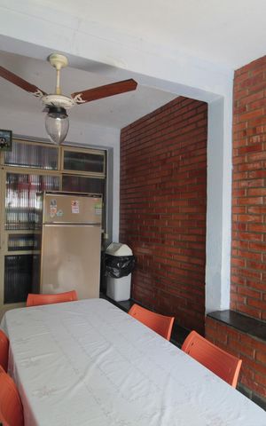 Casa à venda com 360m², 5 quartos e 2 vagasCopa e Área de Serviço
