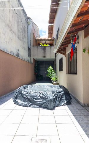 Casa à venda com 143m², 3 quartos e 3 vagas Casa à venda com 143m², 3 quartos e 3 vagasQuintal
