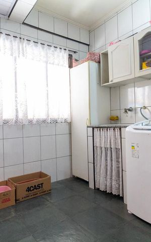 Casa à venda com 143m², 3 quartos e 3 vagas Casa à venda com 143m², 3 quartos e 3 vagasÁrea de Serviço