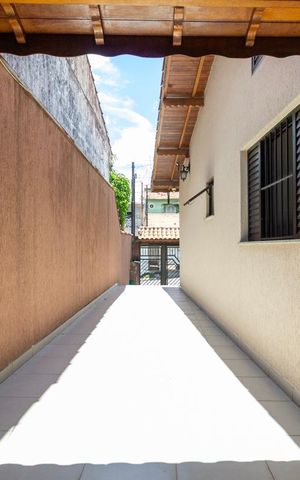 Casa à venda com 143m², 3 quartos e 3 vagas Casa à venda com 143m², 3 quartos e 3 vagasQuintal