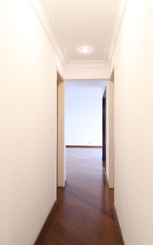 Apartamento à venda com 127m², 3 quartos e 2 vagasCorredor
