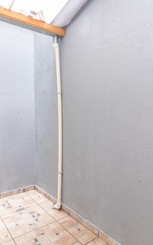 Casa à venda com 85m², 2 quartos e 1 vagaÁrea de Serviço