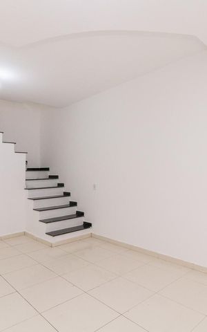 Casa à venda com 85m², 2 quartos e 1 vagaSala