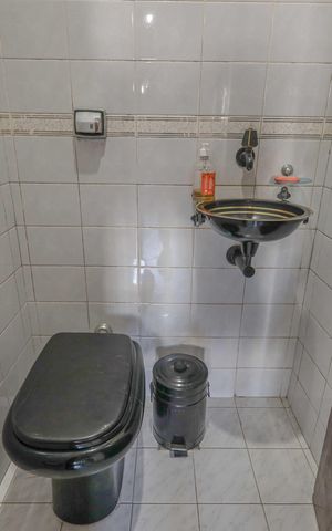 Casa à venda com 140m², 3 quartos e 2 vagasLavabo 