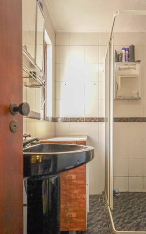 Casa à venda com 140m², 3 quartos e 2 vagasBanheiro Social