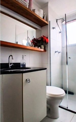 Apartamento à venda com 49m², 2 quartos e 1 vaga Apartamento à venda com 49m², 2 quartos e 1 vagaBanheiro