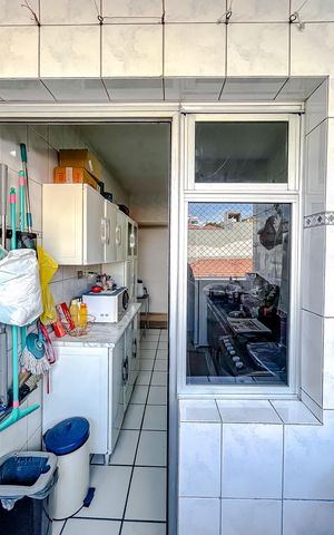 Apartamento à venda com 64m², 2 quartos e 1 vagaÁrea de Serviço