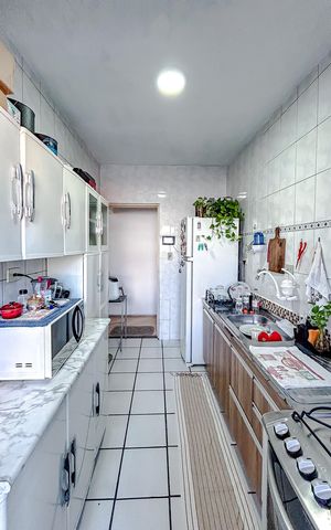 Apartamento à venda com 64m², 2 quartos e 1 vagaCozinha
