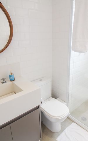 Apartamento à venda com 133m², 2 quartos e 2 vagas Apartamento à venda com 133m², 2 quartos e 2 vagasBanheiro 1 - Suite 2