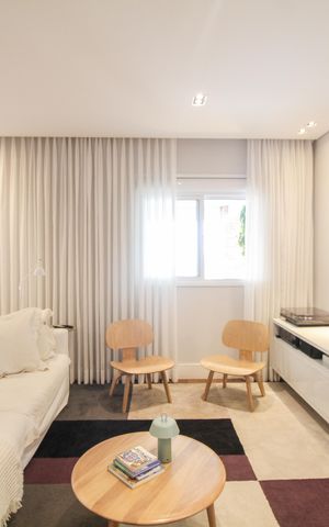 Apartamento à venda com 133m², 2 quartos e 2 vagas Apartamento à venda com 133m², 2 quartos e 2 vagasSala