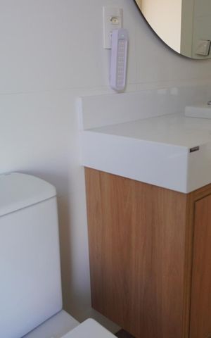 Casa à venda com 380m², 3 quartos e 2 vagasBanheira suite 3