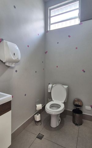 Casa para alugar com 281m², 3 quartos e 5 vagas Casa para alugar com 281m², 3 quartos e 5 vagasBanheiro 3