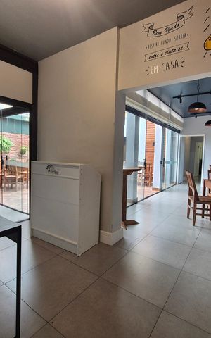 Casa para alugar com 281m², 3 quartos e 5 vagas Casa para alugar com 281m², 3 quartos e 5 vagasAntessala