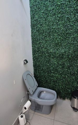 Casa para alugar com 281m², 3 quartos e 5 vagas Casa para alugar com 281m², 3 quartos e 5 vagasBanheiro 4 - Sala