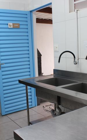 Casa para alugar com 281m², 3 quartos e 5 vagasCozinha da Área de Serviço