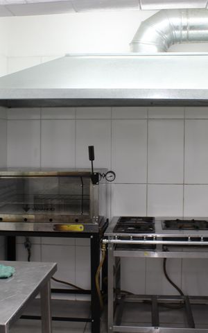 Casa para alugar com 281m², 3 quartos e 5 vagasCozinha da Área de Serviço