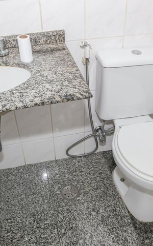 Apartamento à venda com 55m², 2 quartos e 2 vagasBanheiro Social